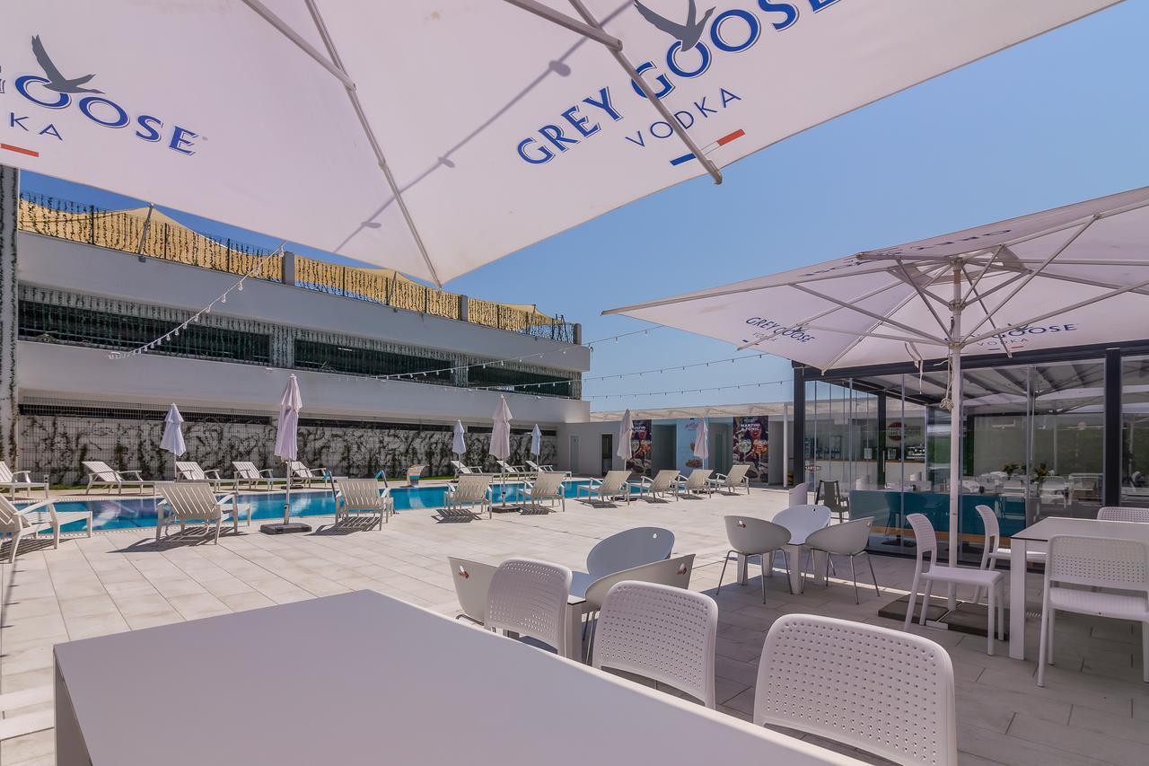 Nyota Hotel & Conference Center Mamaia Exterior foto